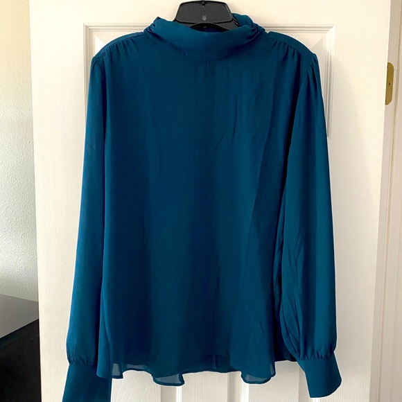 Ann Taylor Tops - Ann Taylor Blue Green long sleeve blouse. Good condition. XL